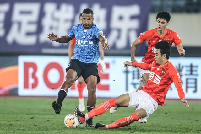 西部球队档次划分：雷霆与马刺领衔，勇士面临重建